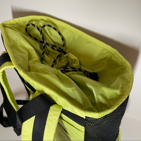 Lululemon Dash All Day Backpack - Picture 4 of 9